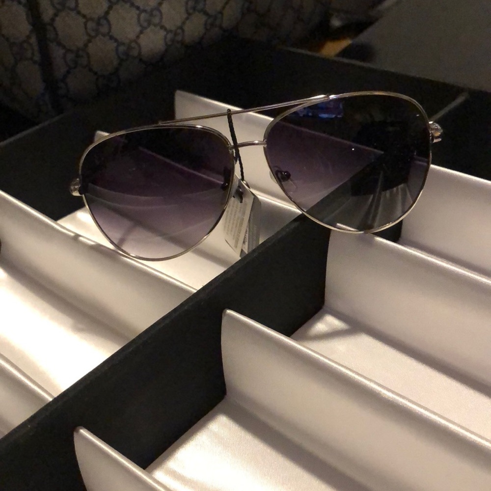 BNWT FASHION AVIATORS SILVER & BLACK
